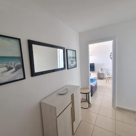 Piso Playa Apartment *